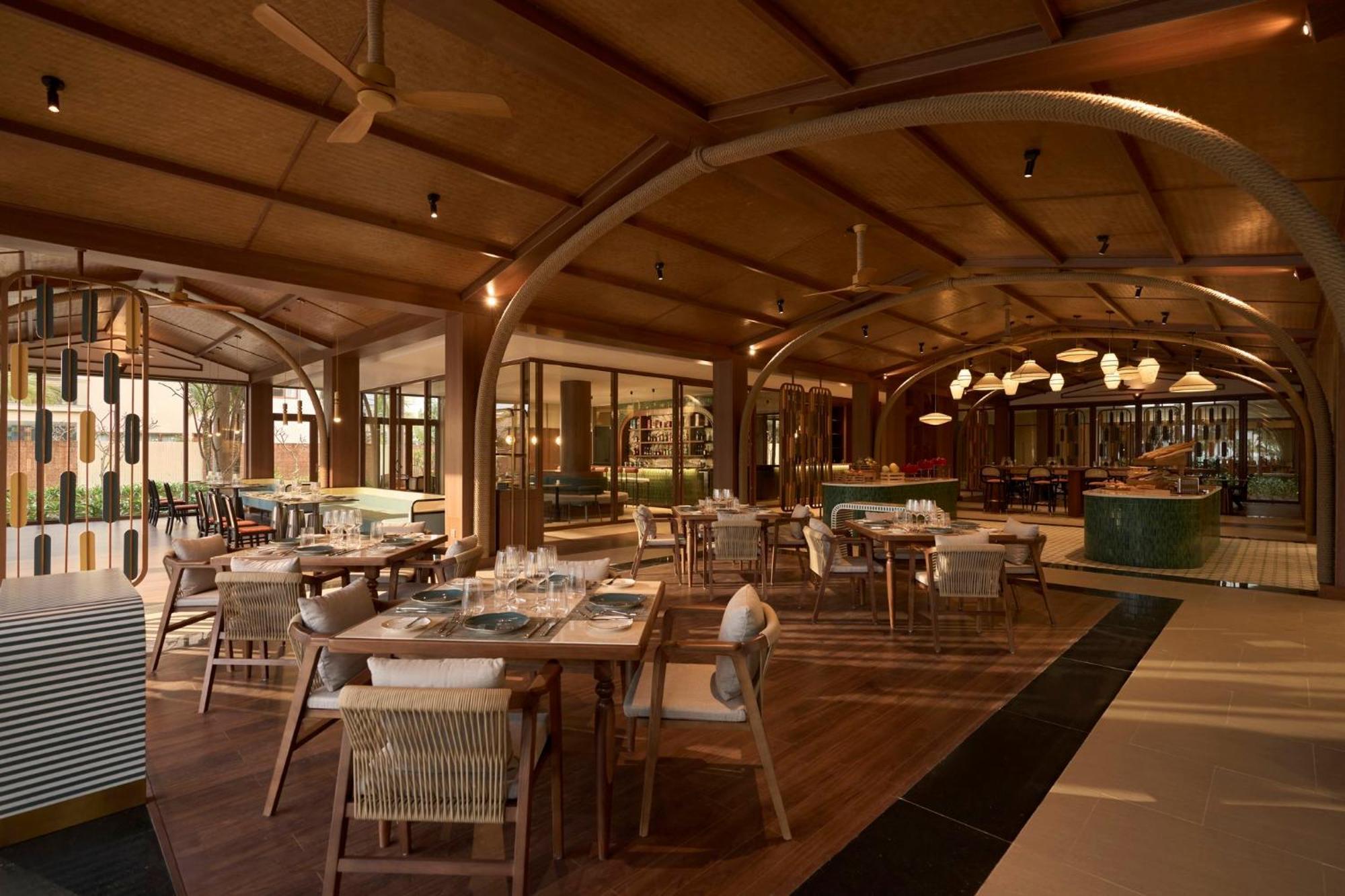 Voco Quang Binh Resort By Ihg ด่งเฮ้ย ภายนอก รูปภาพ