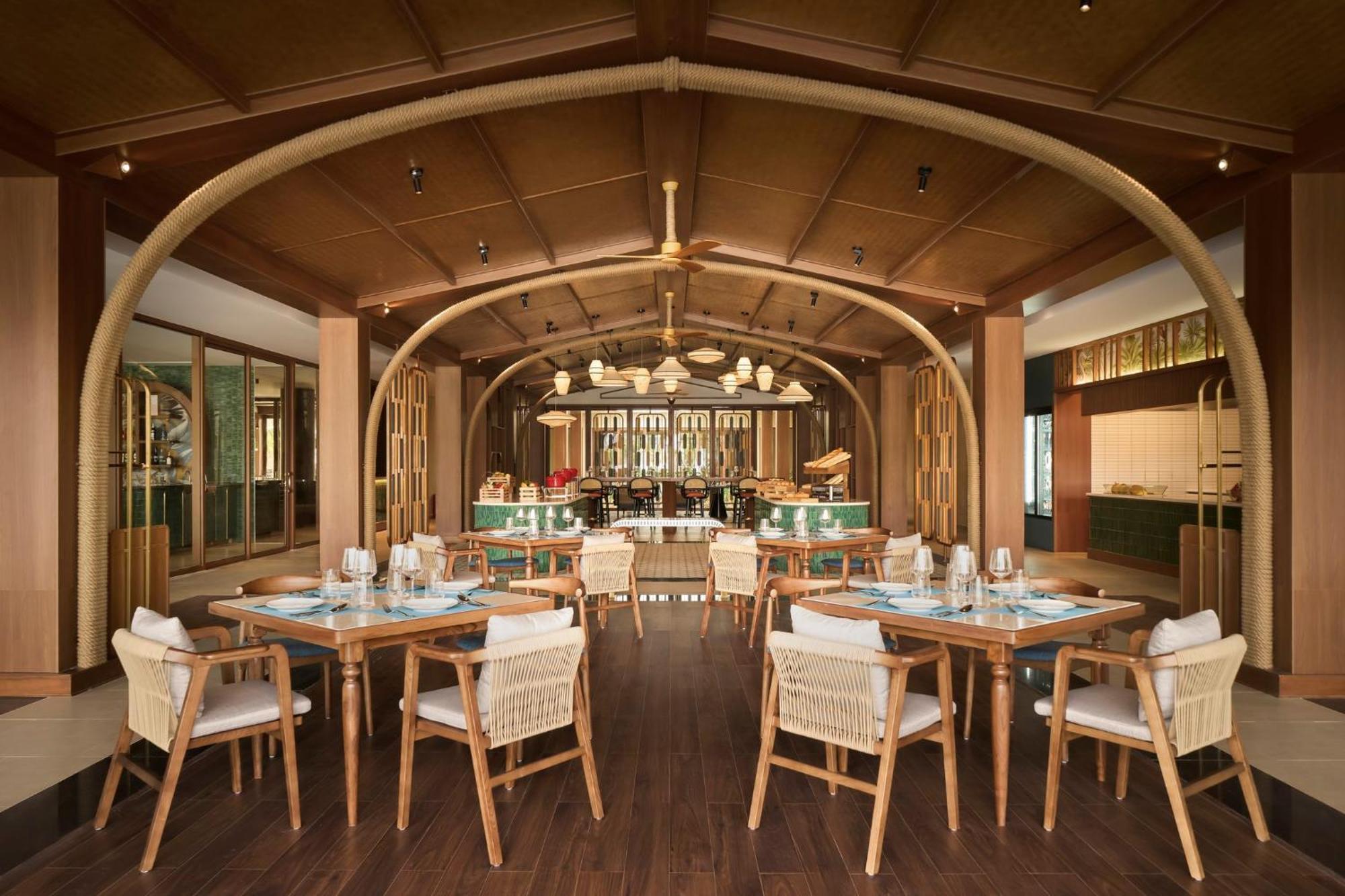 Voco Quang Binh Resort By Ihg ด่งเฮ้ย ภายนอก รูปภาพ